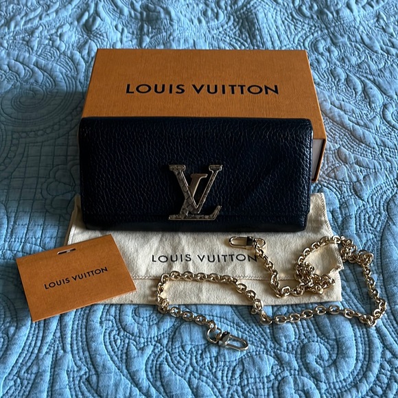 Louis Vuitton Portefeuille Black Capucines Black Taurillon Leather Wallet - Picture 3 of 10